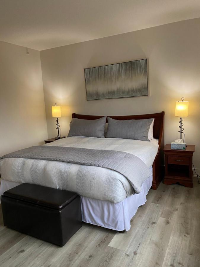 Hotel Spectacular Penthouse With Amazing Views, Indoor Pool And Hot Tub Canmore Esterno foto