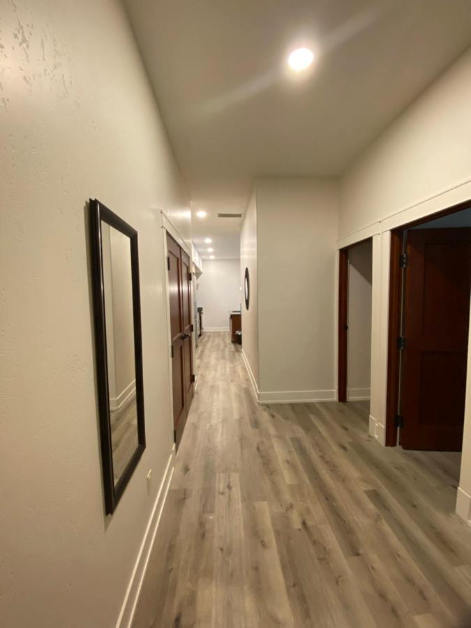 Hotel Spectacular Penthouse With Amazing Views, Indoor Pool And Hot Tub Canmore Esterno foto