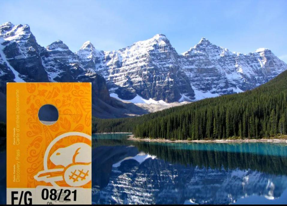 Hotel Spectacular Penthouse With Amazing Views, Indoor Pool And Hot Tub Canmore Esterno foto